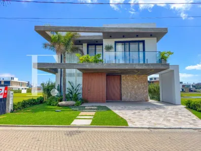 Sobrado com 5 Quartos à venda, 332m² no XANGRI-LÁ, Xangri-lá