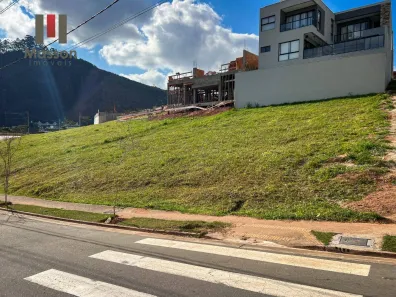 Lote/Terreno à venda, 600m² no Salvaterra, Juiz de Fora
