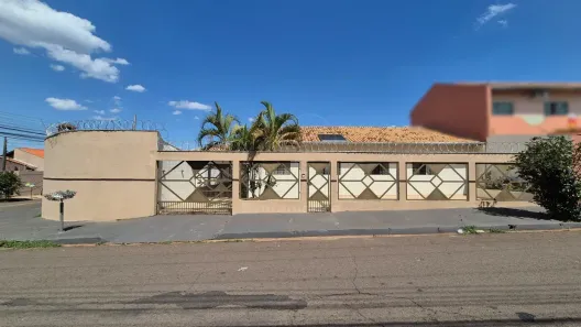 Casa com 4 Quartos à venda, 180m² no Jardim Nações Unidas, Londrina