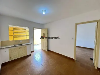 Casa com 1 Quarto para alugar, 40m² no Parque Tomas Saraiva, São Paulo