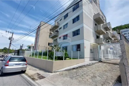 Apartamento com 2 Quartos à venda, 81m² no Ponta de Baixo, São José