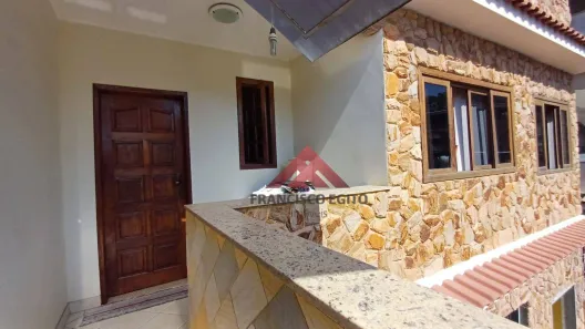 Sobrado com 4 Quartos à venda, 258m² no Pita, São Gonçalo