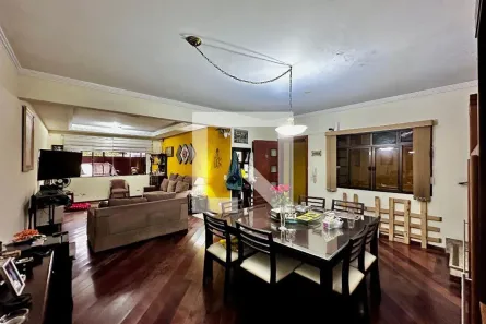 Casa com 4 Quartos à venda, 204m² no Jardim das Acácias, São Paulo
