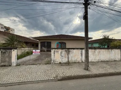 Casa com 3 Quartos à venda, 135m² no Iririú, Joinville