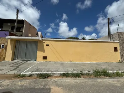 Casa com 3 Quartos à venda, 168m² no Mangabeiras, Maceió