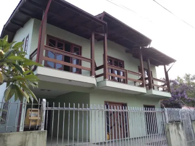 Casa com 3 Quartos à venda, 175m² no Ponta das Canas, Florianópolis