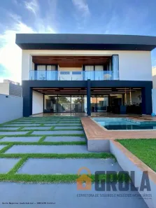 Sobrado com 3 Quartos à venda, 340m² no Jardim Residencial do Lago, Campo Mourão