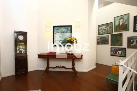 Casa com 3 Quartos à venda, 330m² no Jardim Vitória Régia, São Paulo