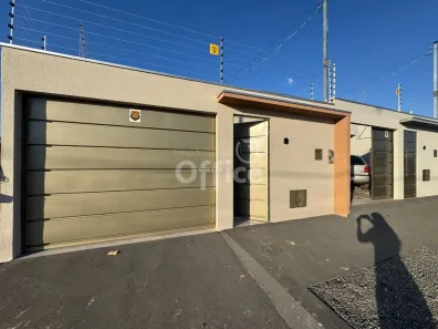 Casa com 3 Quartos para alugar, 115m² no Residencial Vida Nova, Anápolis