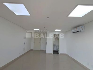 Sala Comercial à venda, 31m² no Vila Gomes Cardim, São Paulo