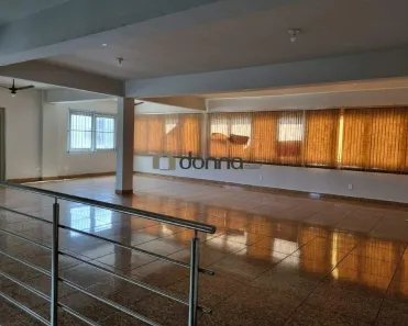 Ponto Comercial para alugar, 647m² no Centro, Uberaba