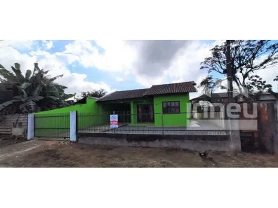 Casa com 2 Quartos para alugar, 84m² no Colégio Agrícola, Araquari