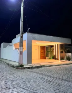 Casa de Condomínio com 2 Quartos para alugar, 44m² no SIM, Feira de Santana