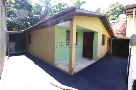 Casa com 2 Quartos para alugar, 96m² no Ideal, Londrina