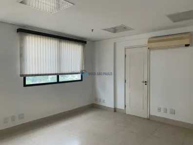 Sala Comercial à venda, 40m² no Santo Amaro, São Paulo