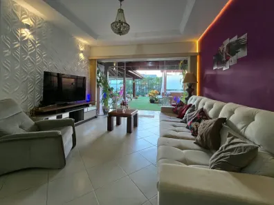 Casa de Condomínio com 3 Quartos à venda, 250m² no Pinheirinho, Vinhedo