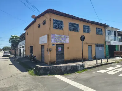 Casa com 2 Quartos à venda, 350m² no Dom Lustosa, Fortaleza