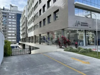Apartamento com 3 Quartos para alugar, 82m² no Roçado, São José