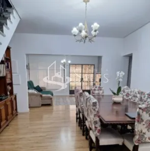 Casa com 3 Quartos à venda, 270m² no Vila Monumento, São Paulo