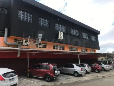 Ponto Comercial para alugar, 900m² no Parque Taquaral, Campinas