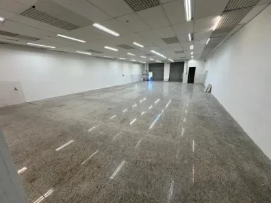 Ponto Comercial para alugar, 300m² no Vila Yara, Osasco