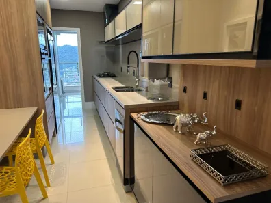 Apartamento com 3 Quartos à venda, 134m² no Pioneiros, Balneário Camboriú