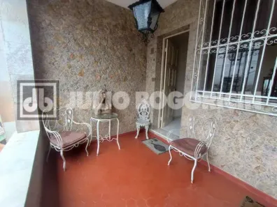Casa com 2 Quartos à venda, 146m² no Piedade, Rio de Janeiro