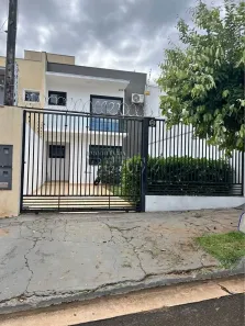 Sobrado com 3 Quartos para venda ou aluguel, 150m² no Gleba Fazenda Palhano, Londrina
