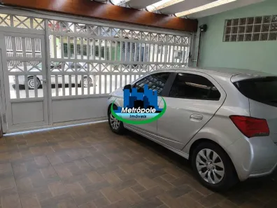 Sobrado com 3 Quartos à venda, 144m² no Jardim Almeida Prado, Guarulhos