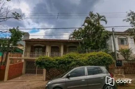 Casa com 4 Quartos à venda, 230m² no Jardim do Salso, Porto Alegre