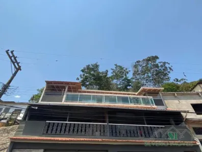 Casa com 3 Quartos à venda, 120m² no Itamarati, Petrópolis