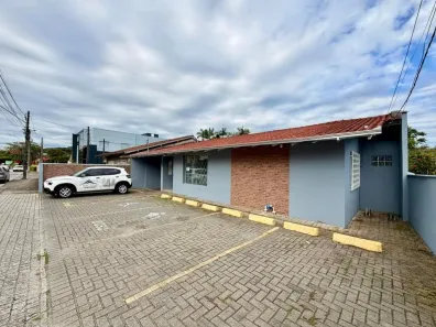 Imóvel Comercial para alugar, 150m² no Saguaçu, Joinville