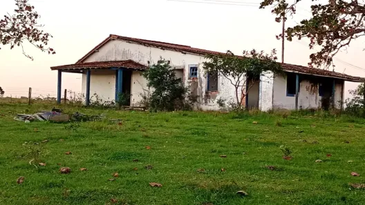 Fazenda/Sítio com 2 Quartos à venda, 80m² no Lagoinha, Araruama