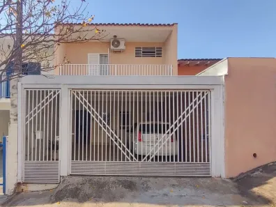 Sobrado com 3 Quartos para alugar, 200m² no Jardim Portal do Sol, Marília