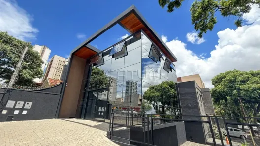 Prédio Comercial com 1 Quarto para alugar, 210m² no Centro, Londrina