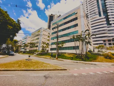 Sala Comercial com 2 Quartos para alugar, 55m² no Mossunguê, Curitiba