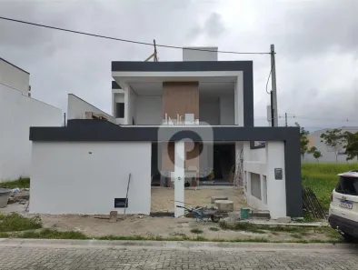 Sobrado com 3 Quartos à venda, 63m² no Guaratiba, Rio de Janeiro