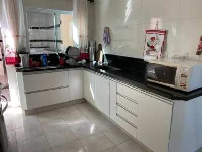 Casa com 3 Quartos à venda, 148m² no Alto Umuarama, Uberlândia