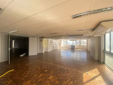 Sala Comercial para alugar, 500m² no Centro Histórico, Porto Alegre