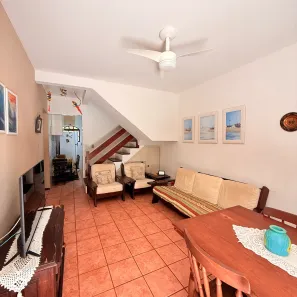 Casa de Condomínio com 4 Quartos para alugar, 127m² no Peró, Cabo Frio