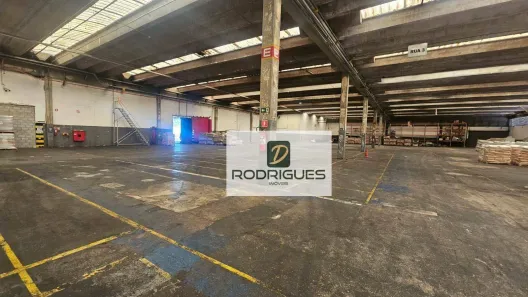 Galpão/Depósito/Armazém para alugar, 2800m² no Canhema, Diadema