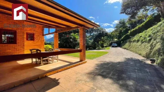 Casa de Condomínio com 4 Quartos à venda, 200m² no Itaipava, Petrópolis