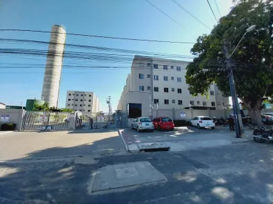 Apartamento com 2 Quartos para alugar, 38m² no Jangurussu, Fortaleza