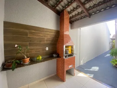 Casa com 3 Quartos à venda, 140m² no Jardim Atlântico, Goiânia