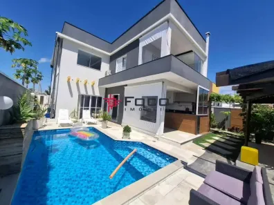 Casa de Condomínio com 3 Quartos à venda, 220m² no Parque Residencial Maria Elmira, Caçapava