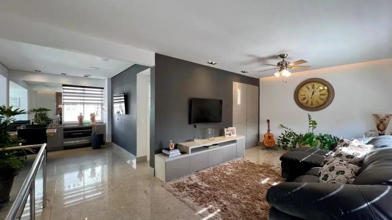 Apartamento com 5 quartos — Santa Efigênia, Belo Horizonte