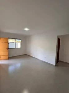 Casa de Condomínio com 2 Quartos para alugar, 52m² no Condado de Maricá, Maricá