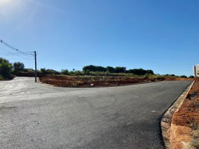 Lote/Terreno à venda, 299m² no Jardim Caparroz, São José do Rio Preto