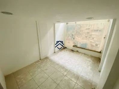 Ponto Comercial à venda, 18m² no Recreio dos Bandeirantes, Rio de Janeiro