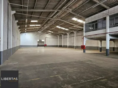 Galpão/Depósito/Armazém com 3 Quartos à venda, 2200m² no Jardim Leopoldina, Porto Alegre